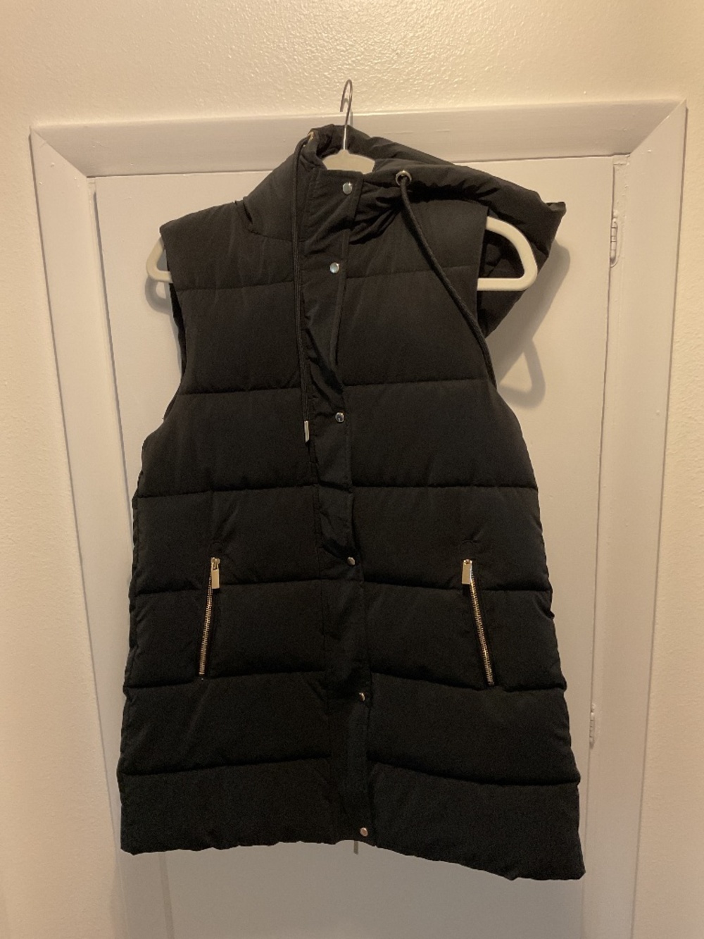 Zara Long Vest, Black Color, Size Small